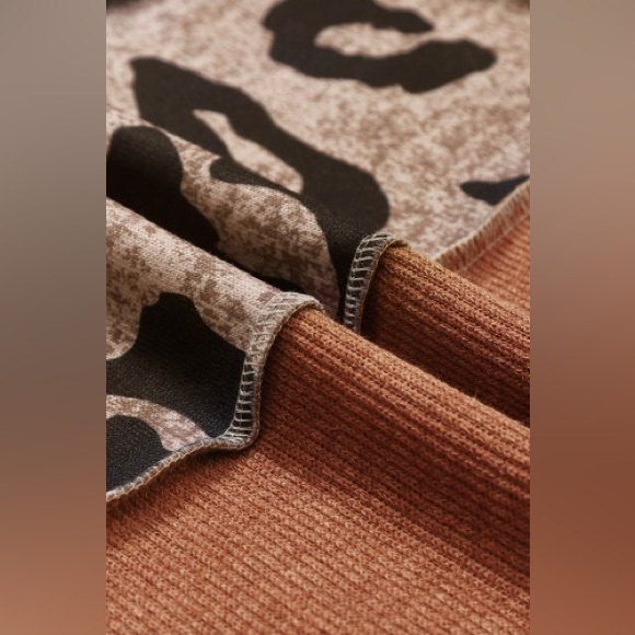 Break It Up Pullover - Picture 12 of 13